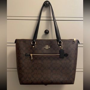Coach Purse/Gallery Tote
